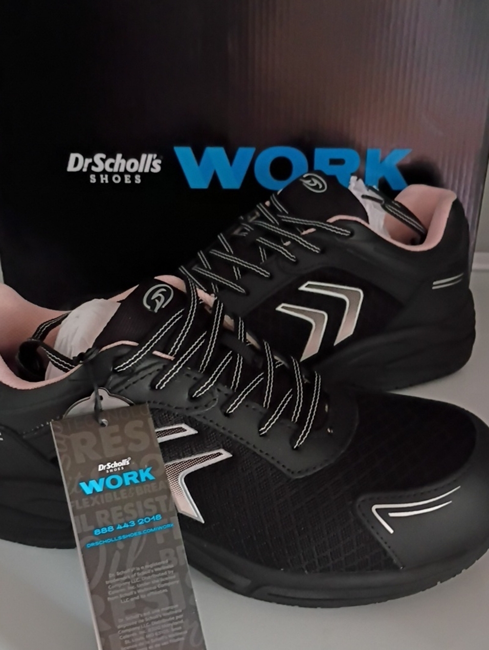 Dr. Scholl's Women's Black Compote Slip/Oil Resistant Work Shoes with Pink